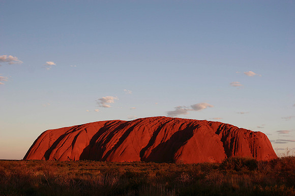 ayers rock at 7:00 pm