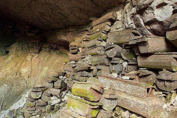 coffins in a cave near sagada, north of the rice terraces
